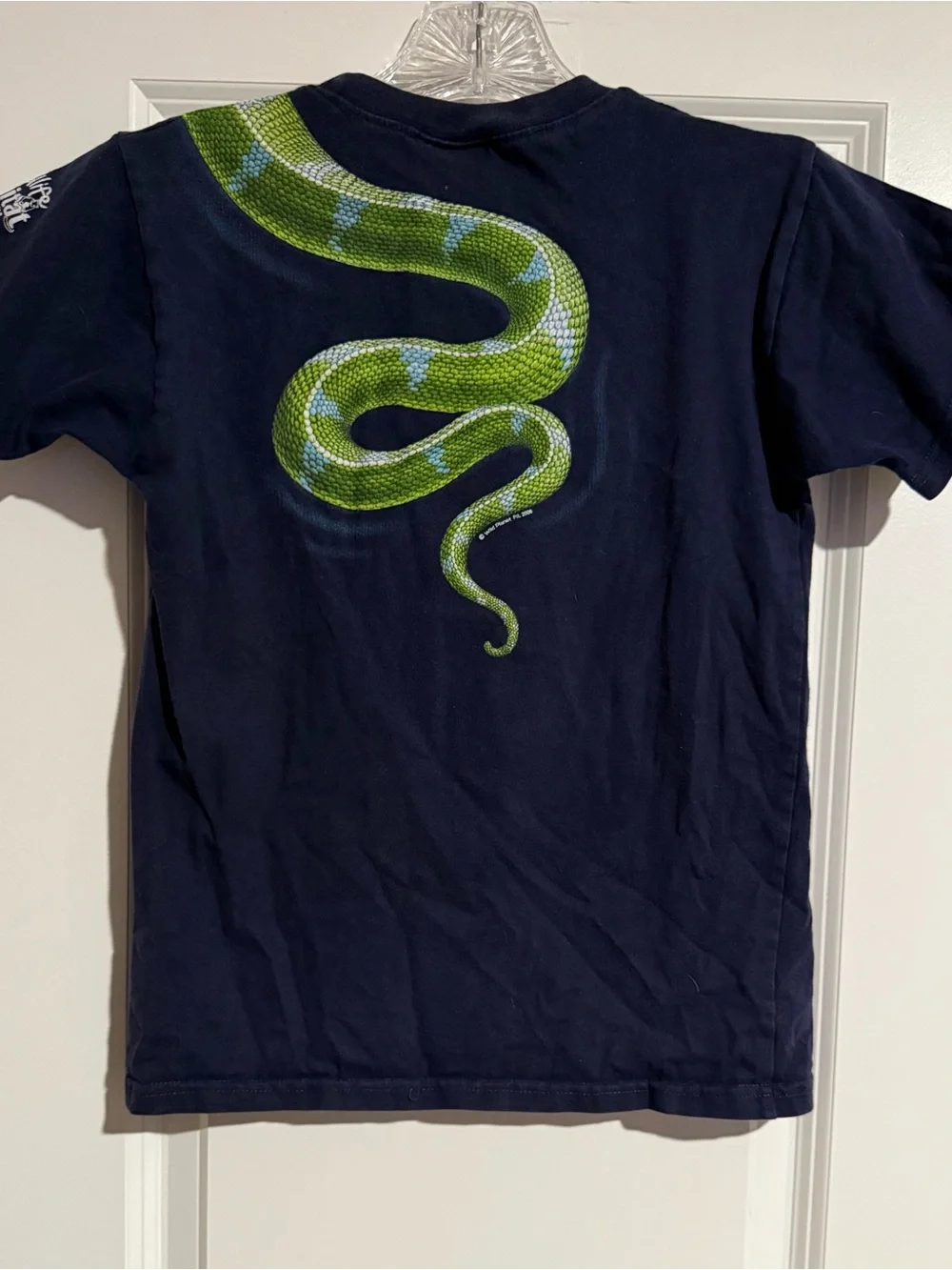 Wild planet Australian green tree python snake graphic t shirt 2008 vintage m/L